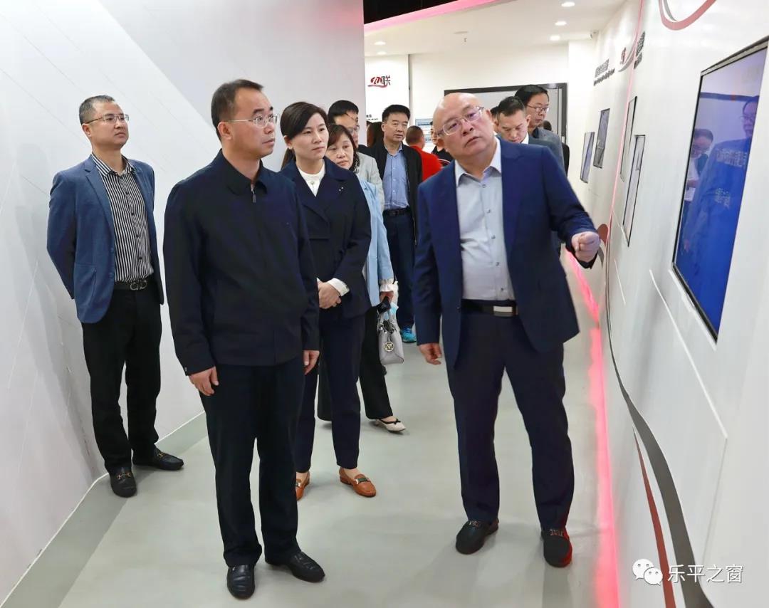 吴艳考察大湾区乐平籍优秀企业